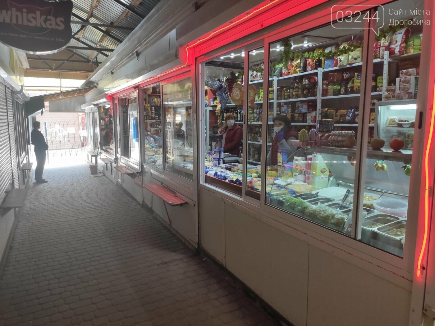 У Дрогобичі запрацював продуктовий ринок в центрі міста, -..., фото-8 У Дрогобичі запрацював продуктовий ринок в центрі міста, - ФОТОРЕПОРТАЖ, фото-8
