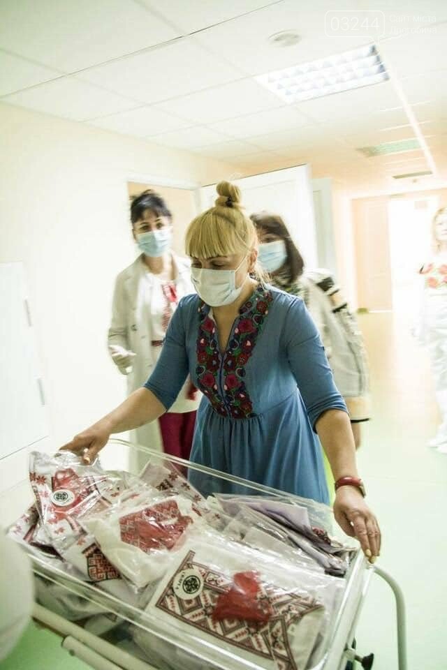 Фото з ФБ-сторінки Львівського обласного клінічного перинатального... Фото з ФБ-сторінки Львівського обласного клінічного перинатального центру