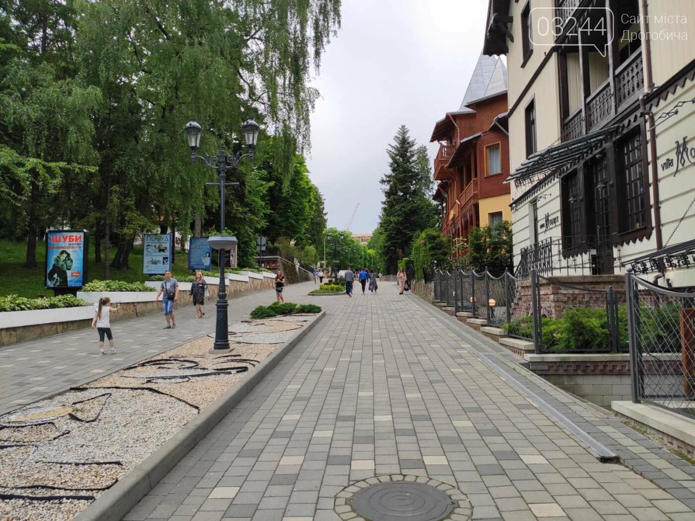 Трускавець оживає після карантину – в місті відкрили питтє..., фото-5 Трускавець оживає після карантину – в місті відкрили питтєву галерею, літні тераси ресторанів та готують санаторії, - ФОТО, фото-5