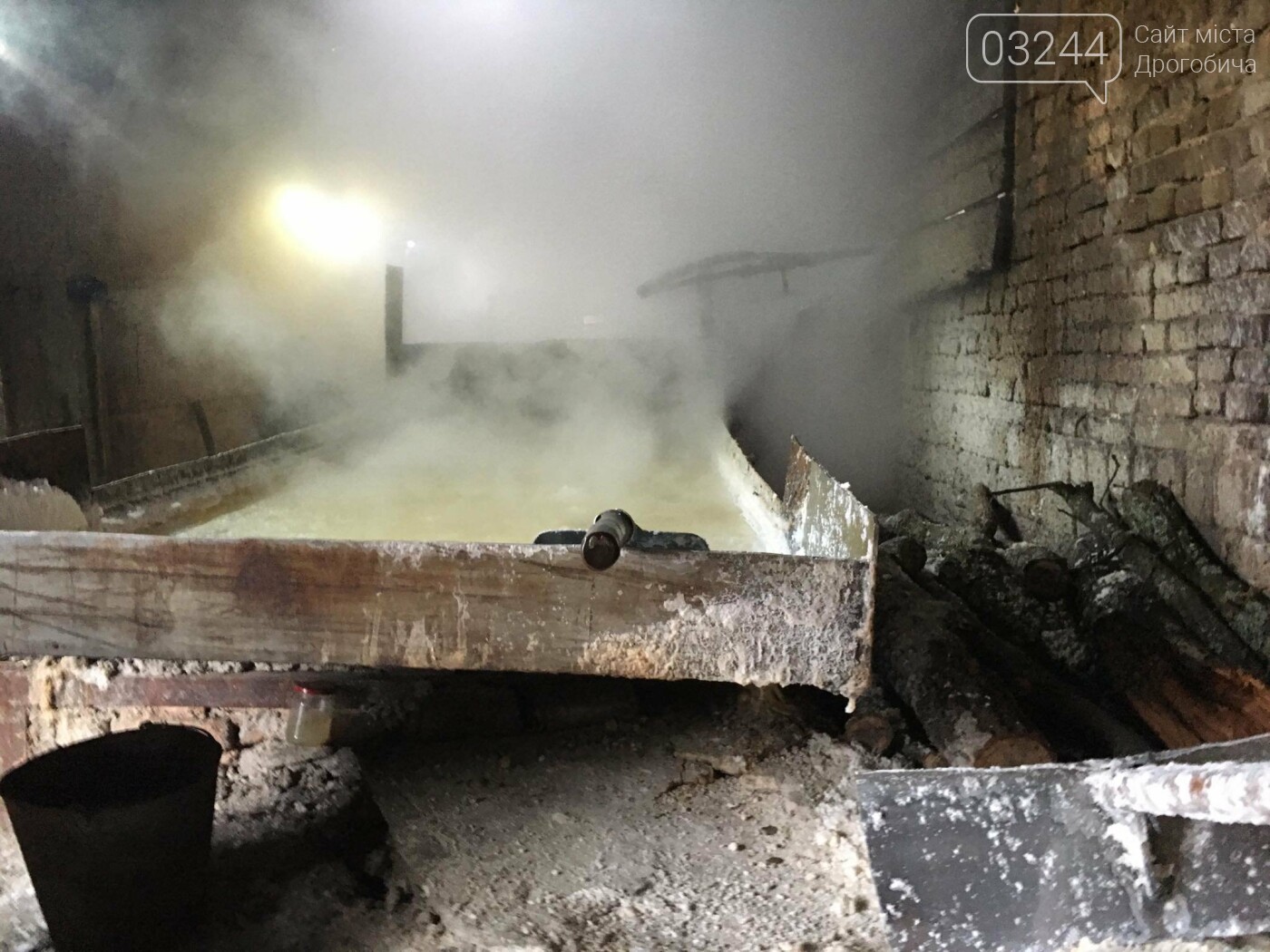 Дрогобицька солеварня стала - на складах надлишок продукці..., фото-1 Дрогобицька солеварня стала - на складах надлишок продукції солі! Працівники у вимушених відпустках, фото-1