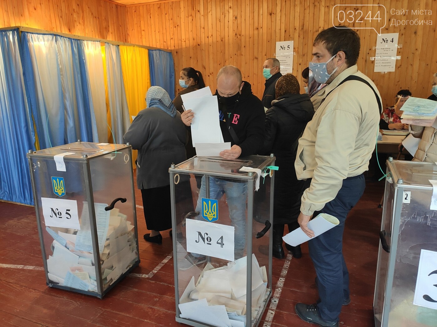 Як тривають місцеві вибори у Дрогобичі та які порушення..., фото-11 Як тривають місцеві вибори у Дрогобичі та які порушення зафіксовано, - ФОТОЗВІТ (Оновлено), фото-11