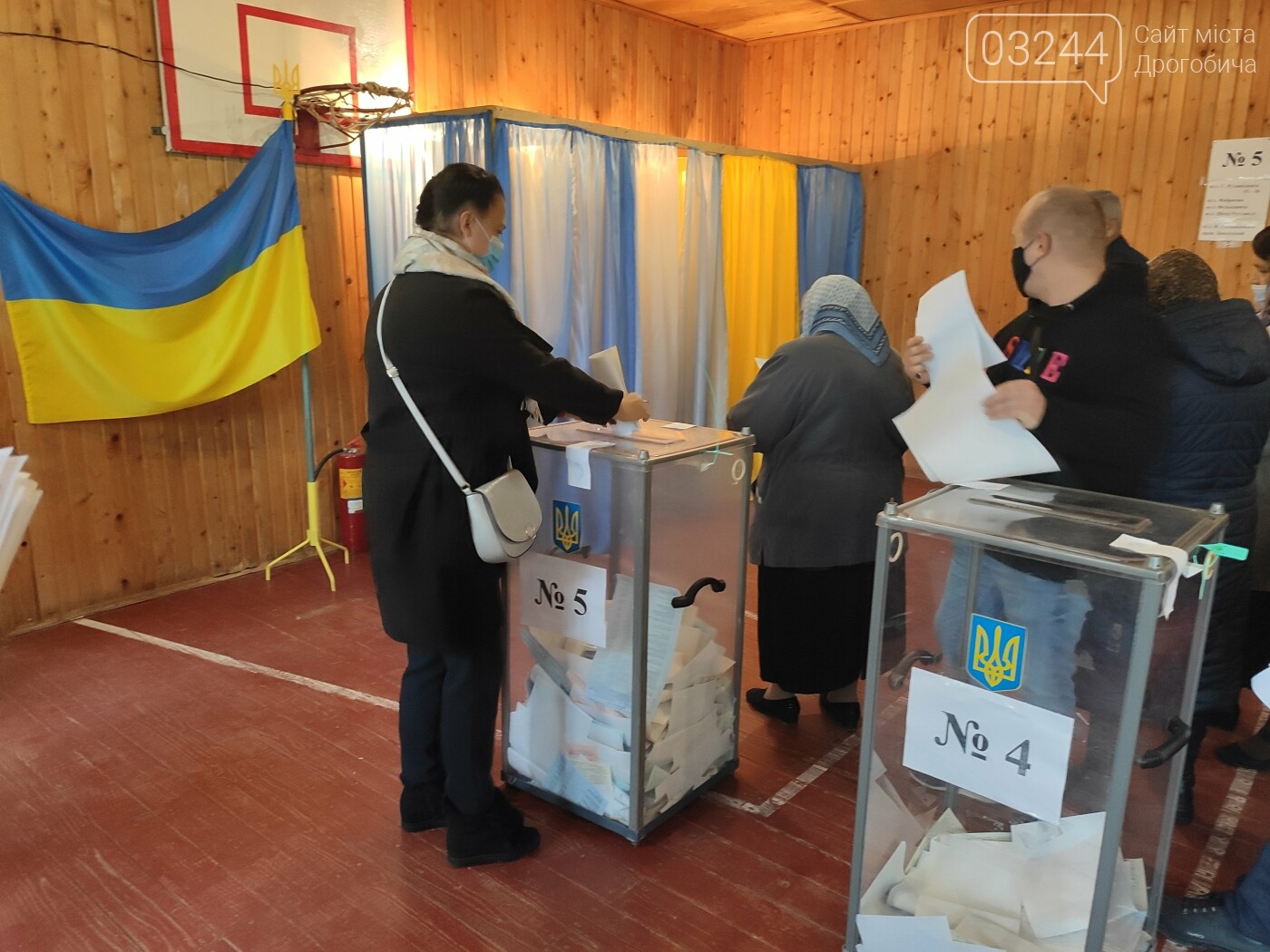 Як тривають місцеві вибори у Дрогобичі та які порушення..., фото-12 Як тривають місцеві вибори у Дрогобичі та які порушення зафіксовано, - ФОТОЗВІТ (Оновлено), фото-12