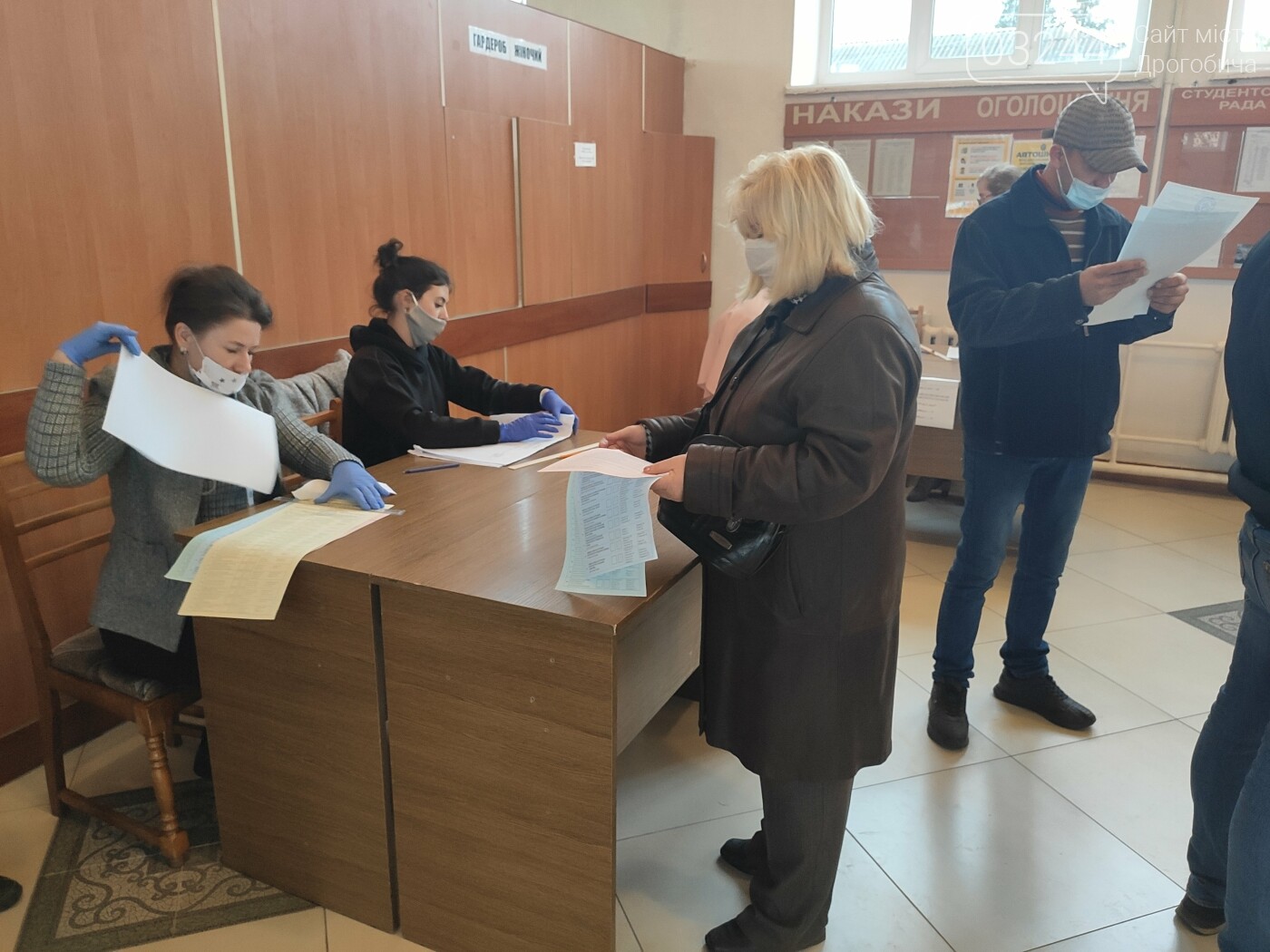 Як тривають місцеві вибори у Дрогобичі та які порушення..., фото-28 Як тривають місцеві вибори у Дрогобичі та які порушення зафіксовано, - ФОТОЗВІТ (Оновлено), фото-28