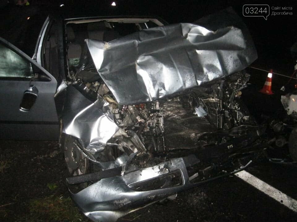На трасі Львів-Самбір у ДТП постраждали п'ятеро людей, - ФОТО, фото-3 На трасі Львів-Самбір у ДТП постраждали п'ятеро людей, - ФОТО, фото-3
