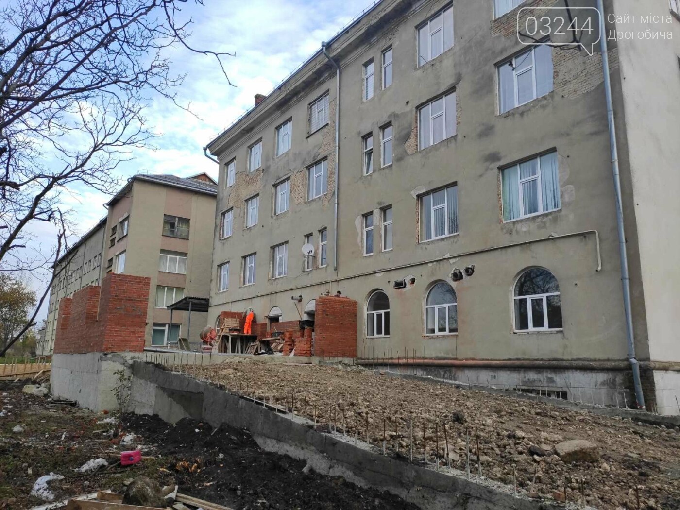 Дрогобицька міська лікарня №1 оновлює приймальне відділен..., фото-11 Дрогобицька міська лікарня №1 оновлює приймальне відділення – стартував капремонт приміщення , фото-11