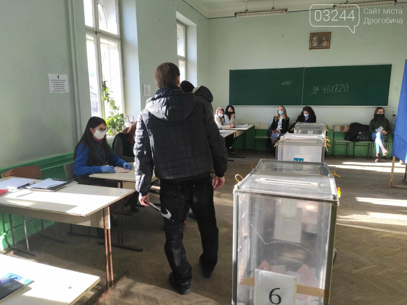 Соціологічна група «Рейтинг» вдруге у Дрогобичі проводить..., фото-10 Соціологічна група «Рейтинг» вдруге у Дрогобичі проводить екзит-пол на виборах, - ФОТО, фото-10