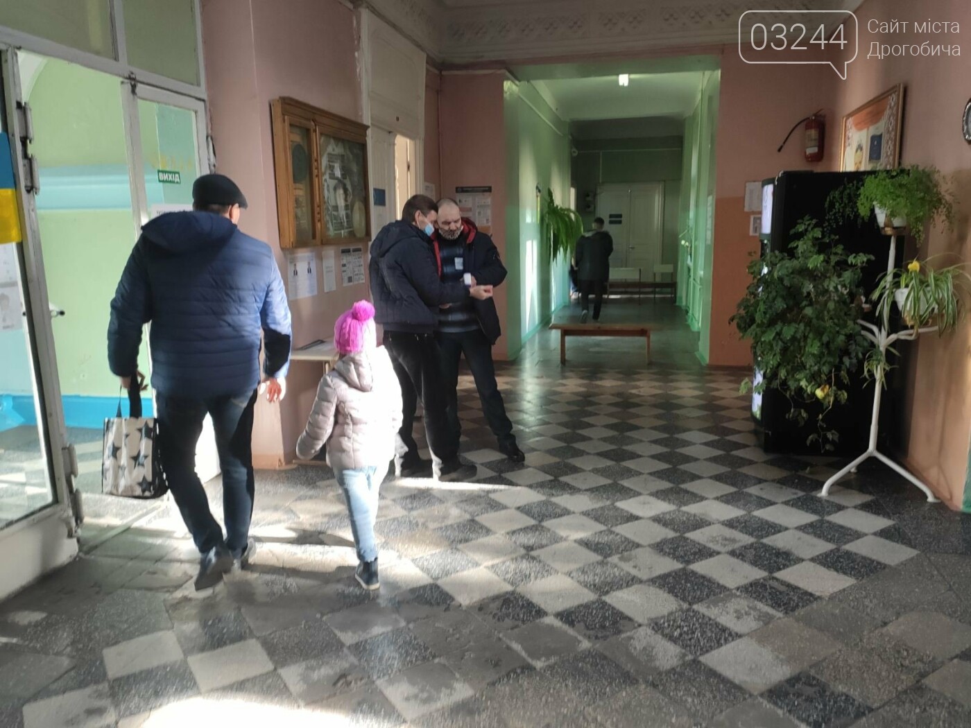 Соціологічна група «Рейтинг» вдруге у Дрогобичі проводить е..., фото-9 Соціологічна група «Рейтинг» вдруге у Дрогобичі проводить екзит-пол на виборах, - ФОТО, фото-9