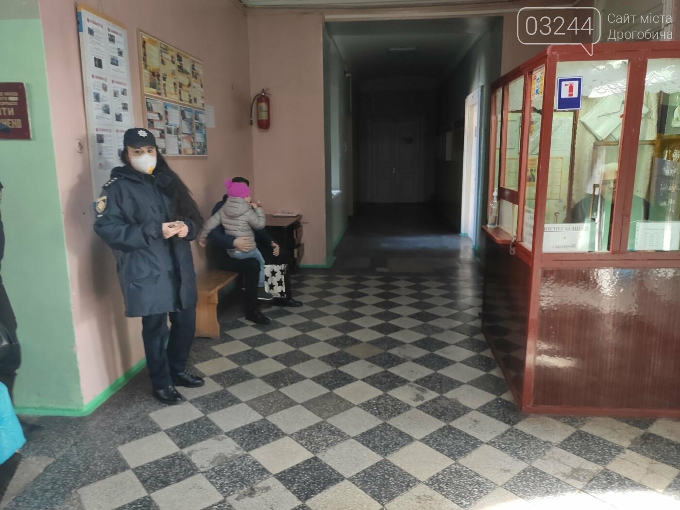 Соціологічна група «Рейтинг» вдруге у Дрогобичі проводить е..., фото-8 Соціологічна група «Рейтинг» вдруге у Дрогобичі проводить екзит-пол на виборах, - ФОТО, фото-8