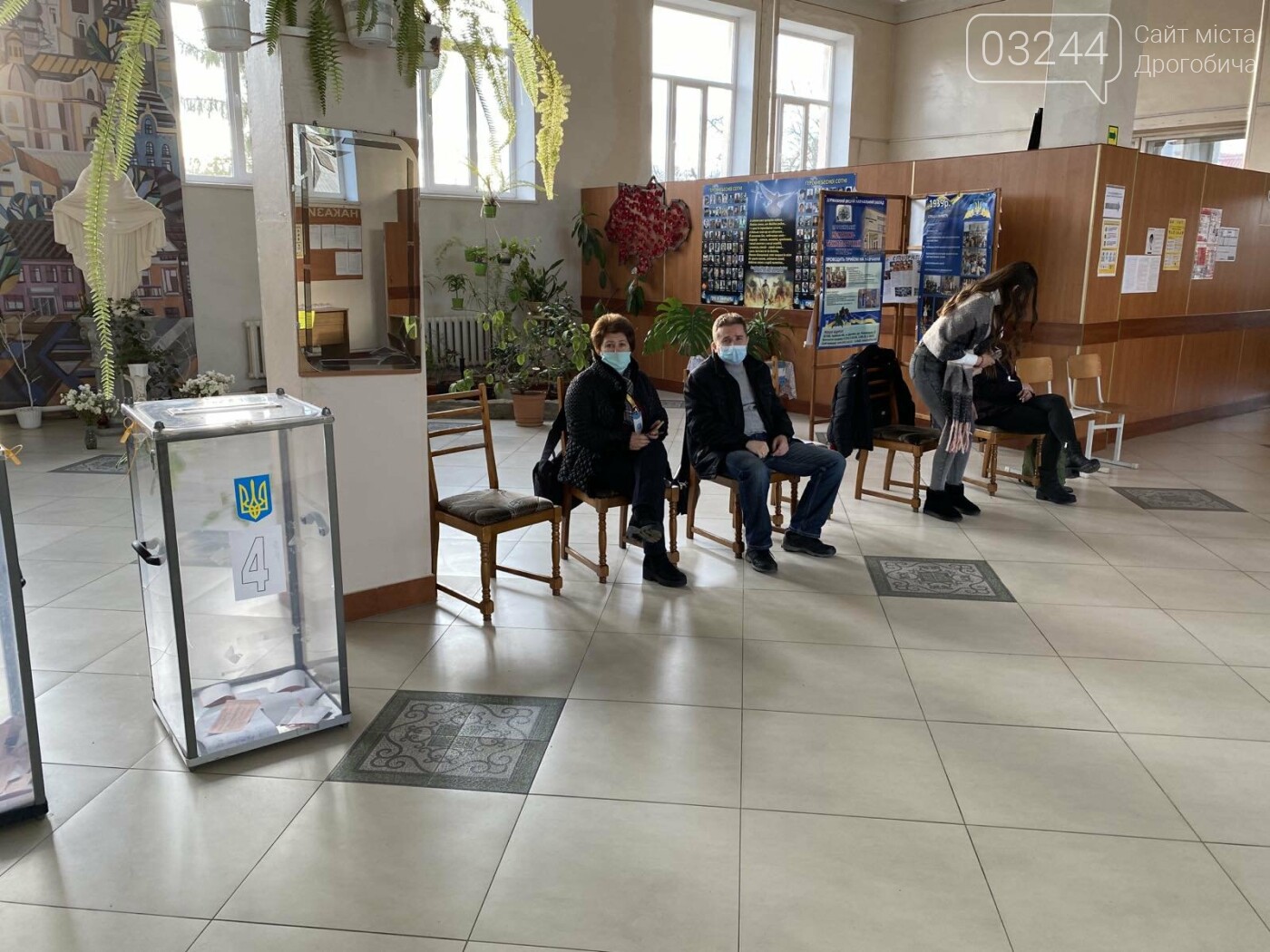 Соціологічна група «Рейтинг» вдруге у Дрогобичі проводить..., фото-41 Соціологічна група «Рейтинг» вдруге у Дрогобичі проводить екзит-пол на виборах, - ФОТО, фото-41