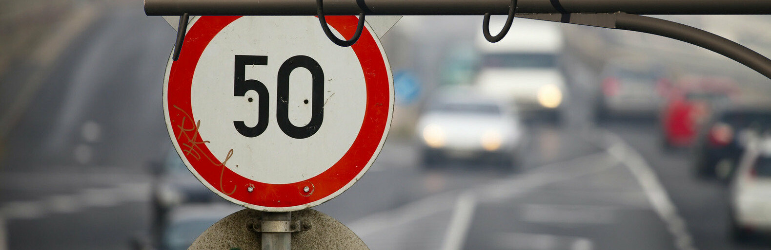 Автоматична фіксація порушень ПДР в дії - у МВС підбили підсумки пе... Автоматична фіксація порушень ПДР в дії - у МВС підбили підсумки перших 100 днів роботи нової системи