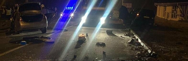 У ДТП на об’їзній дорозі Трускавця постраждали шестеро людей, - ФОТ... У ДТП на об’їзній дорозі Трускавця постраждали шестеро людей, - ФОТО