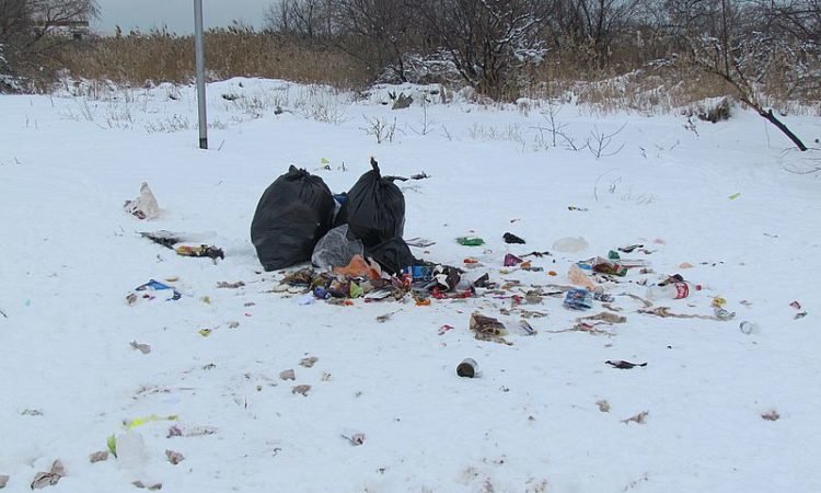 На час негоди сміття із Дрогобицької ОТГ везтимуть на полігон в Бро... На час негоди сміття із Дрогобицької ОТГ везтимуть на полігон в Броницю