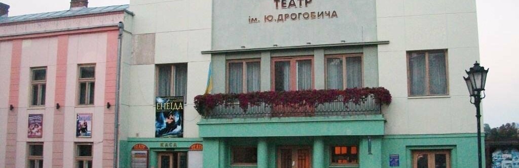 Садовий запропонував відкрити театри та музеї у червоних зонах Садовий запропонував відкрити театри та музеї у червоних зонах